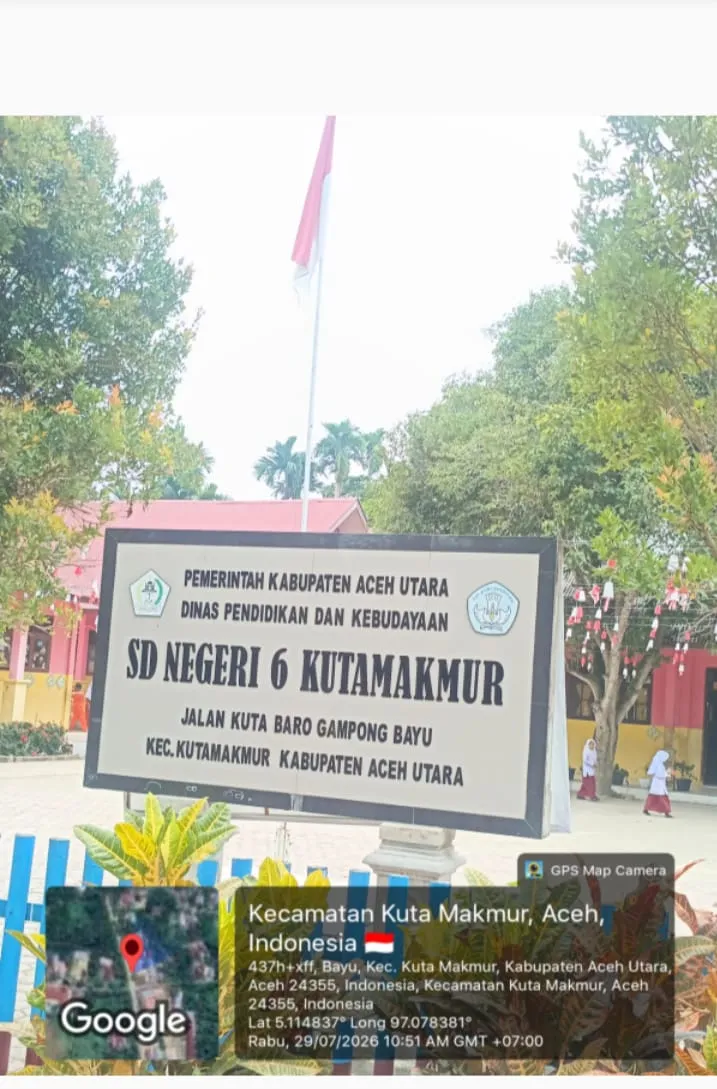 BENDERA MERAH PUTIH SOBEK MASIH BERKIBAR DI SDN 6 GAMPONG BAYU, WARGA MINTA SEGERA DIGANTI